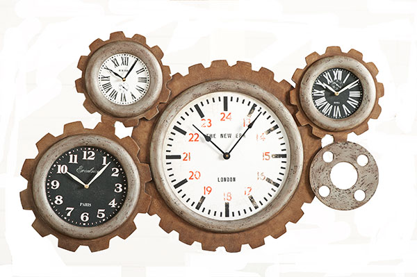 Orologi da parete, i più ironici in circolazione Orologio da parete particolare